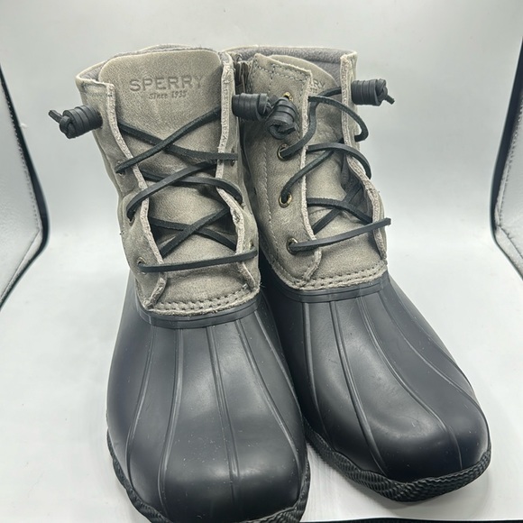 Sperry Boots Saltwater Waterproof - Picture 1 of 10